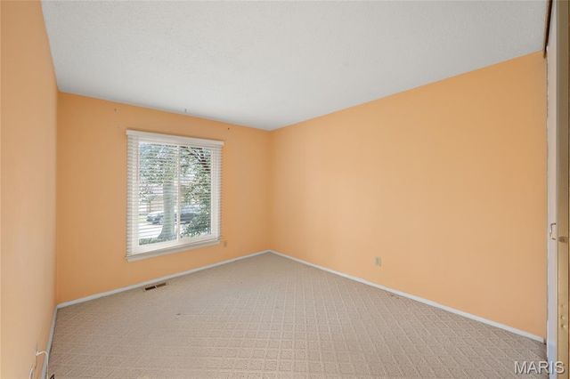 747 La Feil Drive, Manchester, MO 63021
