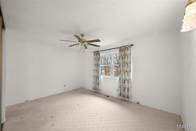 747 La Feil Drive, Manchester, MO 63021