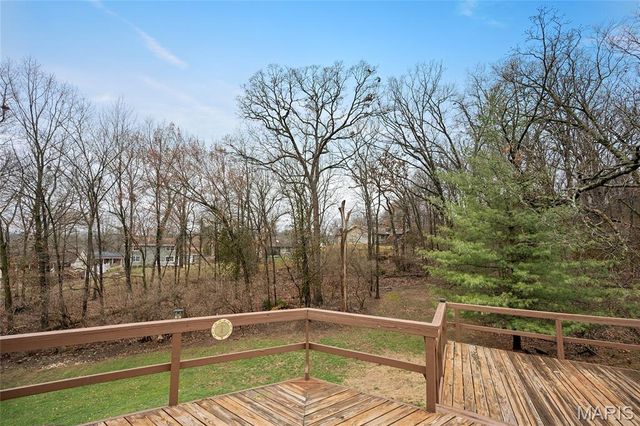 747 La Feil Drive, Manchester, MO 63021