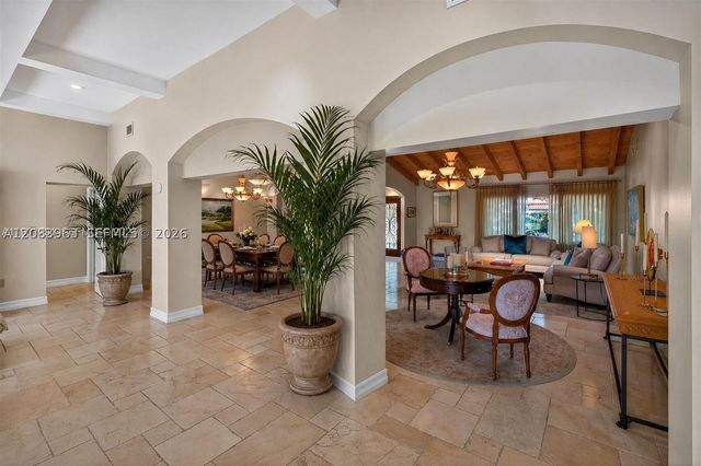 1266 NE 101st St, Miami Shores, FL 33138