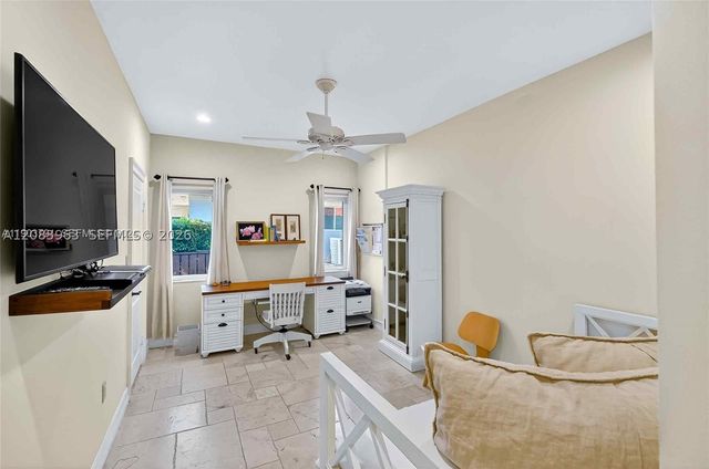 1266 NE 101st St, Miami Shores, FL 33138