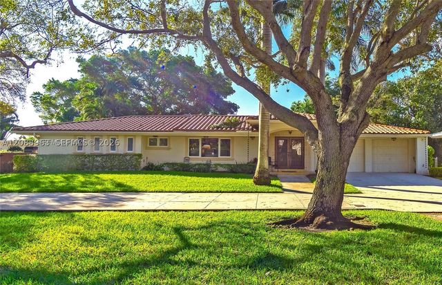 1266 NE 101st St, Miami Shores, FL 33138