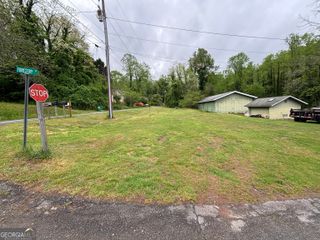 25 Forestry Court, Clayton, GA 30525