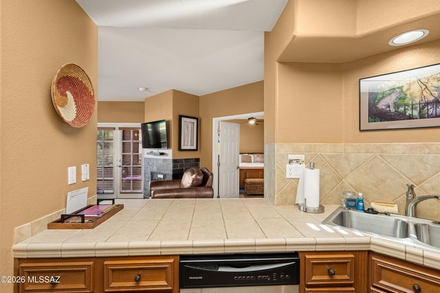 6655 N Canyon Crest Dr Unit 17101, Tucson, AZ 85750