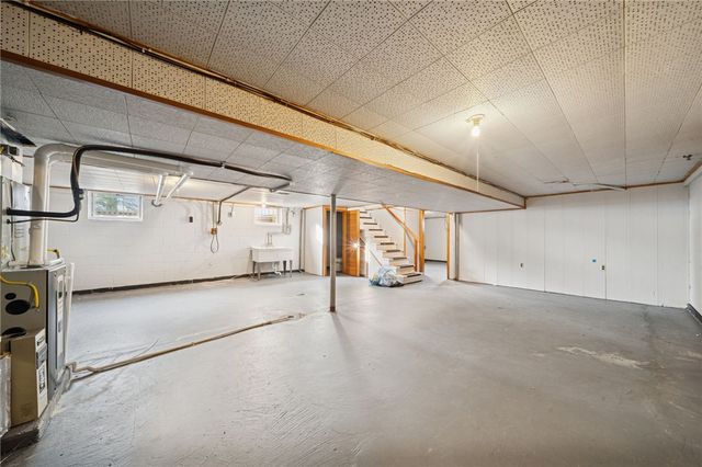 1815 Wood Street, Latrobe, PA 15650