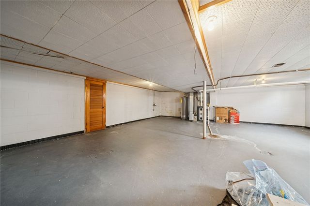 1815 Wood Street, Latrobe, PA 15650