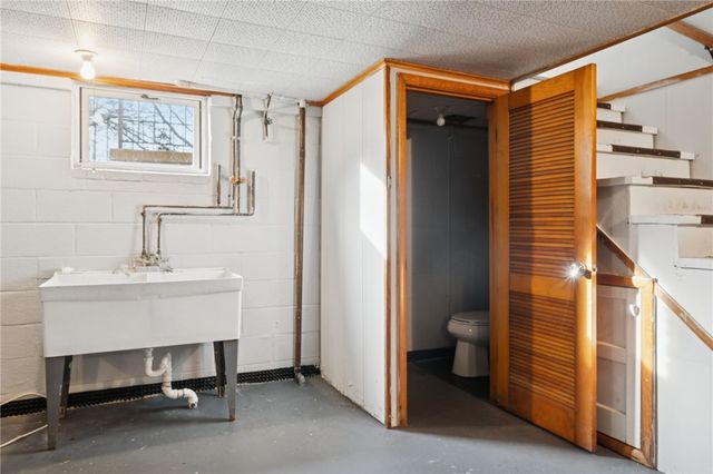 1815 Wood Street, Latrobe, PA 15650