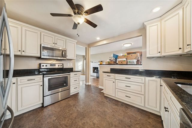 1815 Wood Street, Latrobe, PA 15650