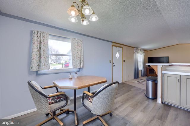 17 DUSK ST, Quarryville, PA 17566