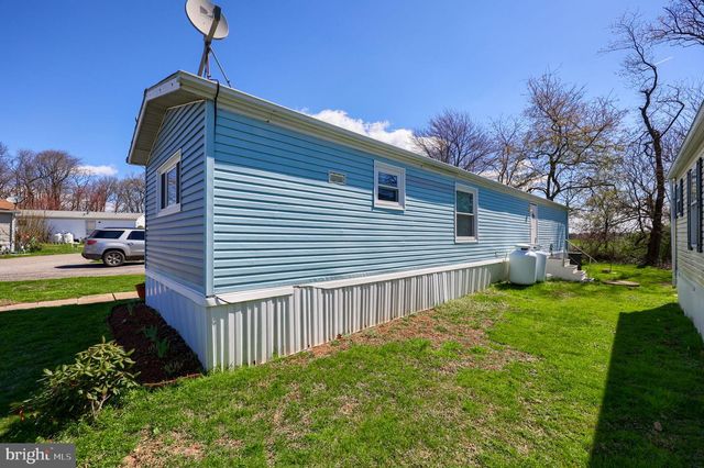 17 DUSK ST, Quarryville, PA 17566