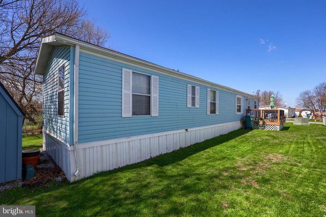 17 DUSK ST, Quarryville, PA 17566