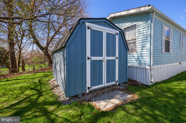 17 DUSK ST, Quarryville, PA 17566