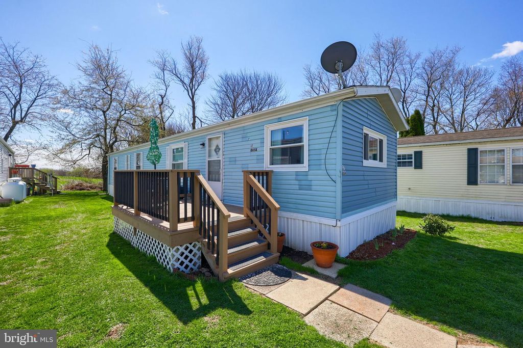 17 DUSK ST, Quarryville, PA 17566