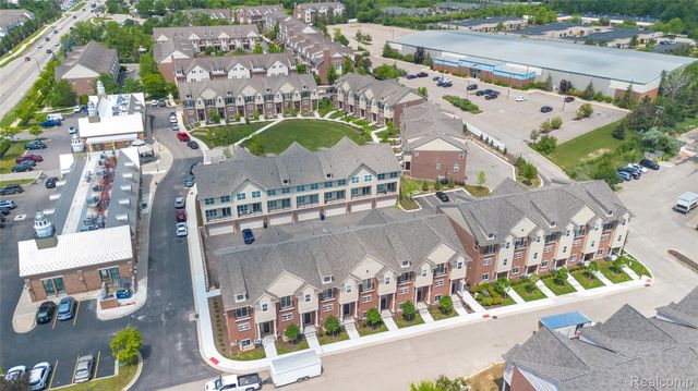 25534 Grandview Lane 41, Novi, MI 48375