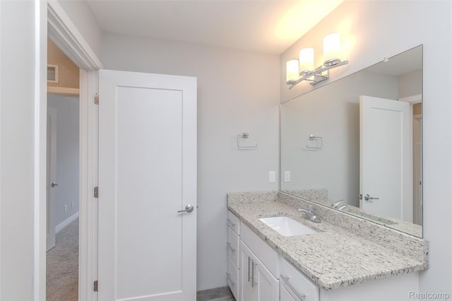 25534 Grandview Lane 41, Novi, MI 48375