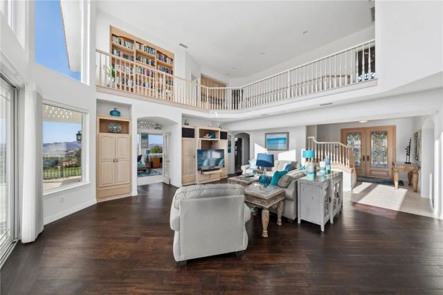 38475 Calaveras Road, Temecula, CA 92592
