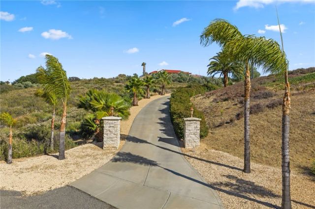 38475 Calaveras Road, Temecula, CA 92592