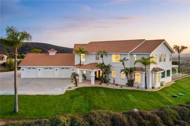 38475 Calaveras Road, Temecula, CA 92592