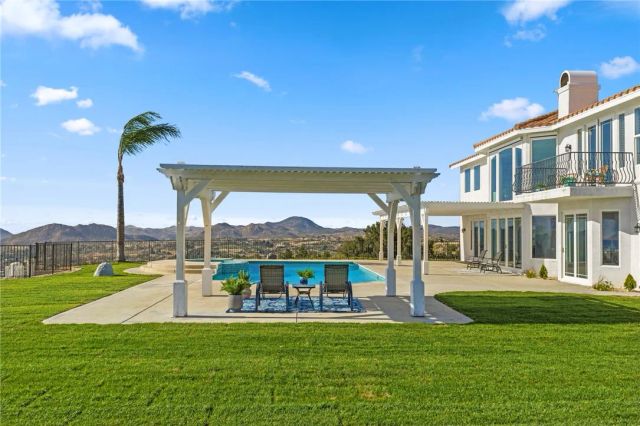 38475 Calaveras Road, Temecula, CA 92592