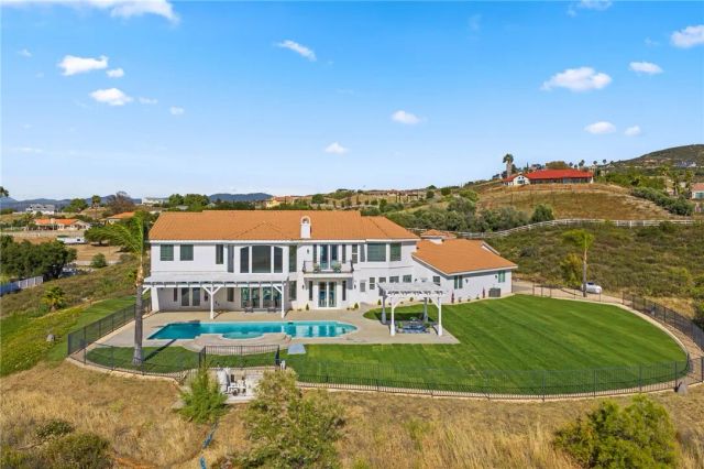 38475 Calaveras Road, Temecula, CA 92592