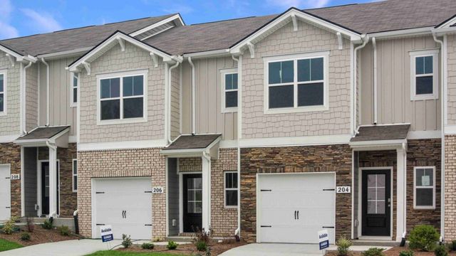 2098 Widgeon Point, Lebanon, TN 37090