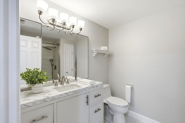13 Seaborn Pl 13, Lexington, MA 02420