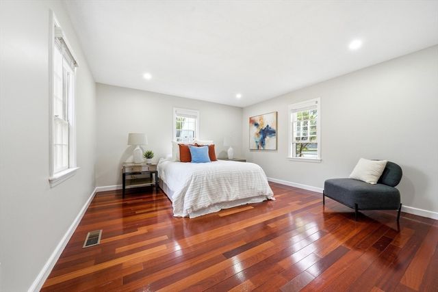 13 Seaborn Pl 13, Lexington, MA 02420