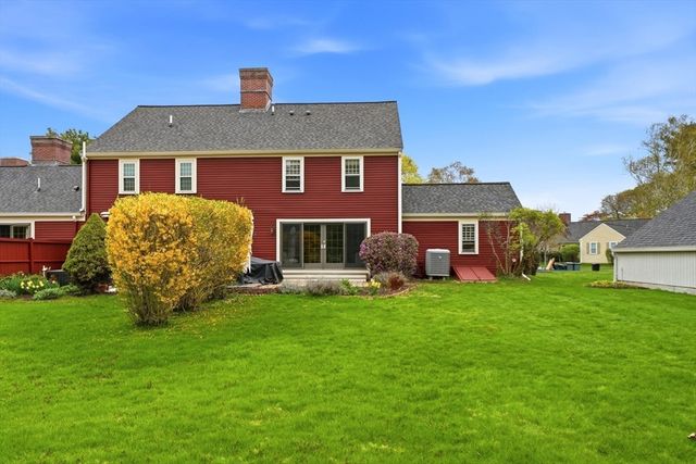 13 Seaborn Pl 13, Lexington, MA 02420
