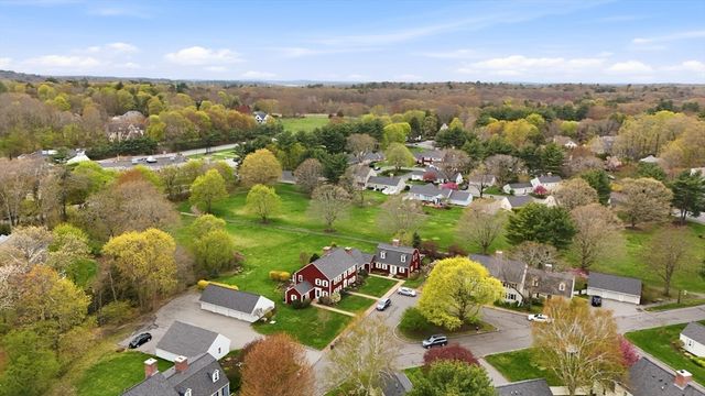 13 Seaborn Pl 13, Lexington, MA 02420
