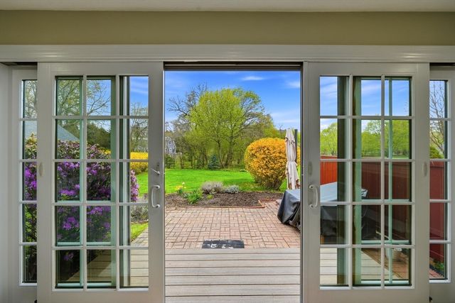 13 Seaborn Pl 13, Lexington, MA 02420