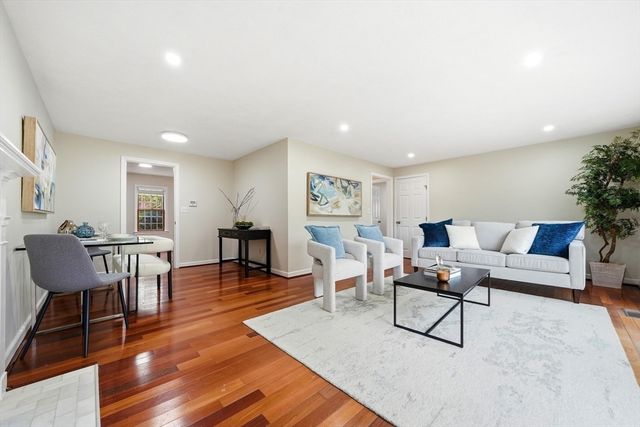 13 Seaborn Pl 13, Lexington, MA 02420