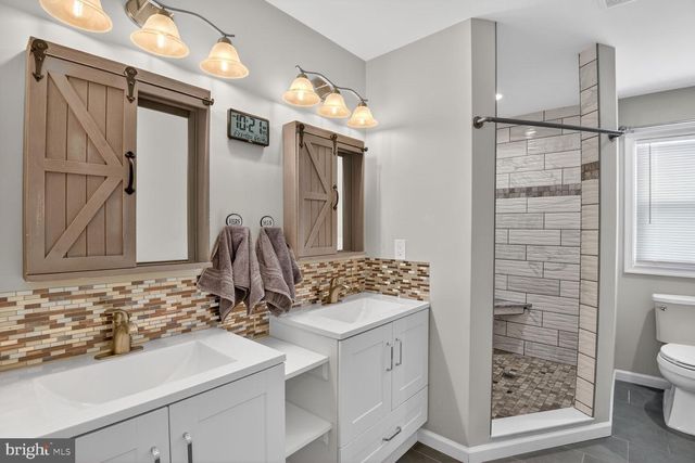 7626 COLLEGE RD, Sykesville, MD 21784