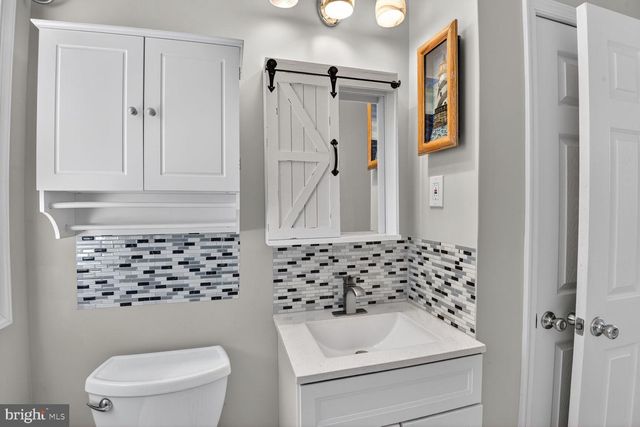 7626 COLLEGE RD, Sykesville, MD 21784