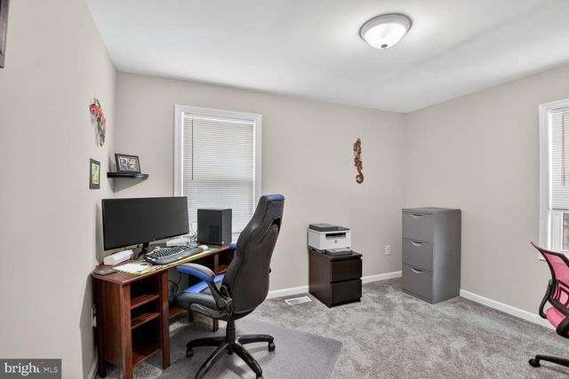 7626 COLLEGE RD, Sykesville, MD 21784