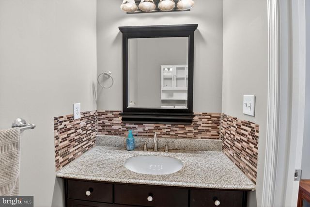 7626 COLLEGE RD, Sykesville, MD 21784