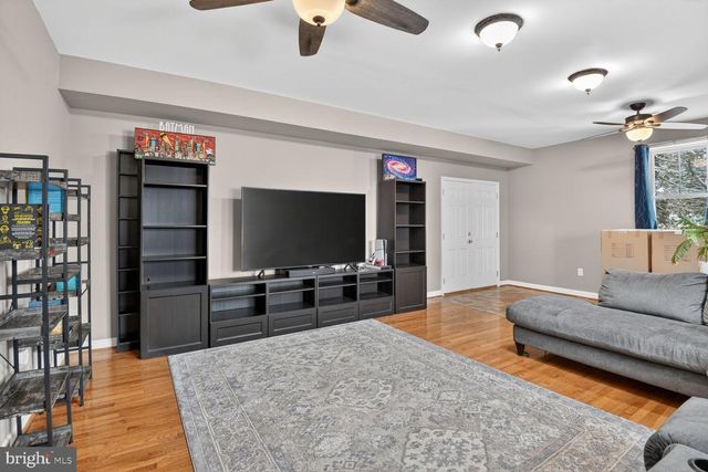 7626 COLLEGE RD, Sykesville, MD 21784