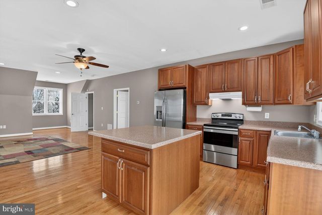 7626 COLLEGE RD, Sykesville, MD 21784