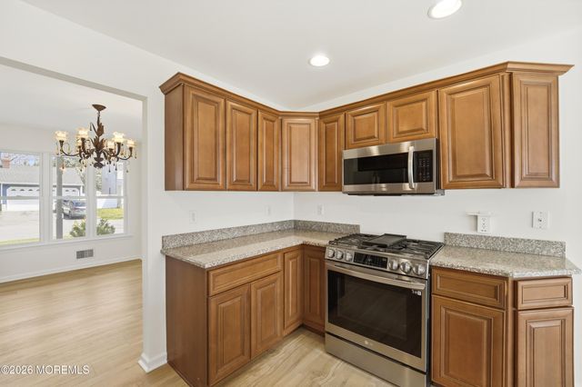 605 Windsor Street, Forked River, NJ 08731