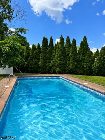 26 Anthony Blvd, Lincoln Park Boro, NJ 07035