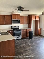852 Bolton Farms Lane, Grand Ledge, MI 48837