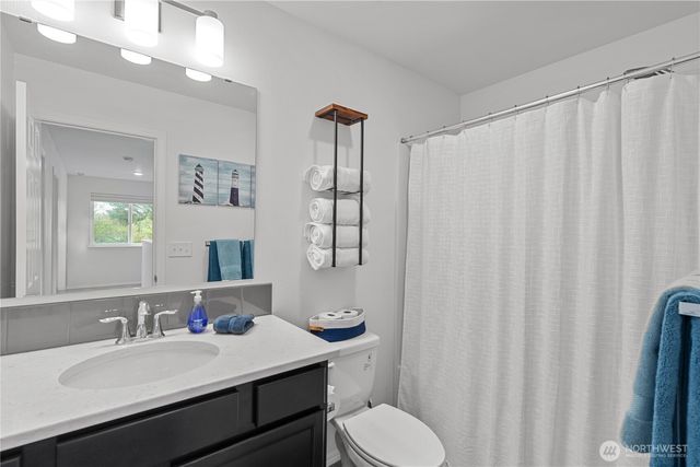 376 Ocean Shores Boulevard NW, Ocean Shores, WA 98569