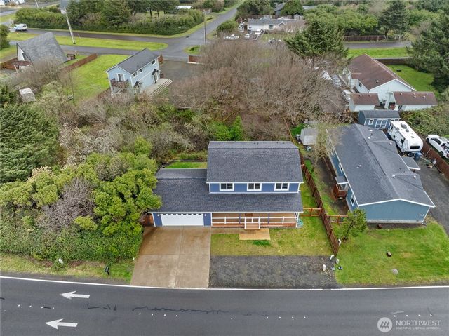 376 Ocean Shores Boulevard NW, Ocean Shores, WA 98569