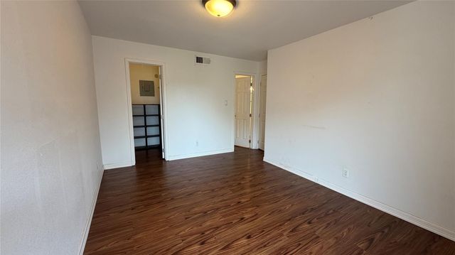 10601 South Drive 107, Houston, TX 77099