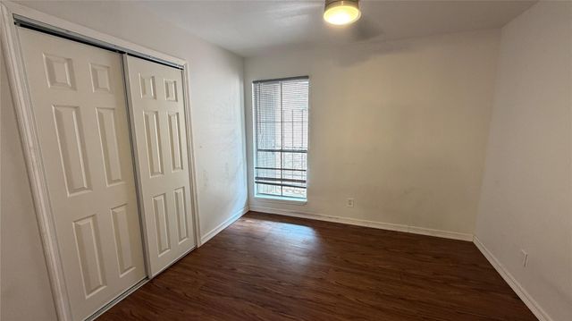 10601 South Drive 107, Houston, TX 77099