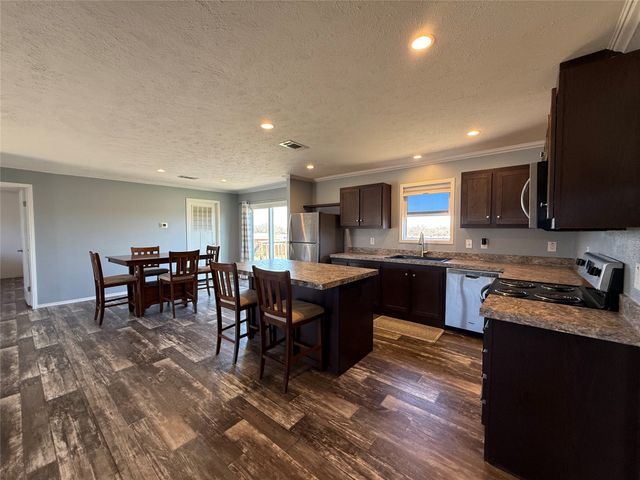 195 Kalinga Drive, Weatherford, TX 76085