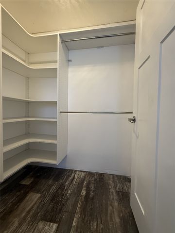 195 Kalinga Drive, Weatherford, TX 76085