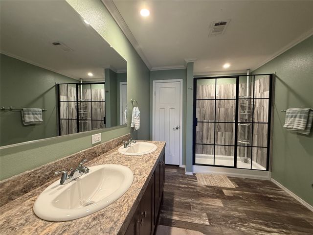 195 Kalinga Drive, Weatherford, TX 76085