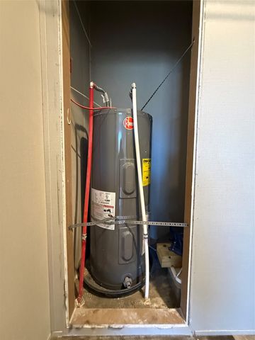 195 Kalinga Drive, Weatherford, TX 76085