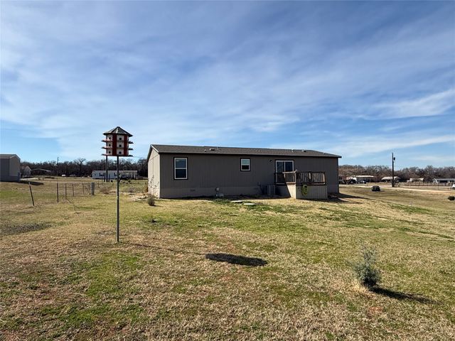 195 Kalinga Drive, Weatherford, TX 76085