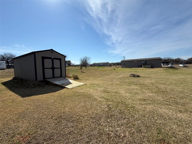 195 Kalinga Drive, Weatherford, TX 76085